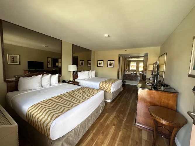 Standard Quadruple room with balcony