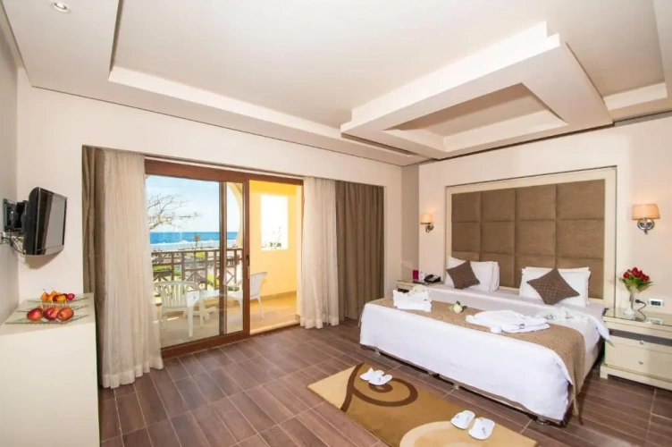 Deluxe Junior Suite beachfront