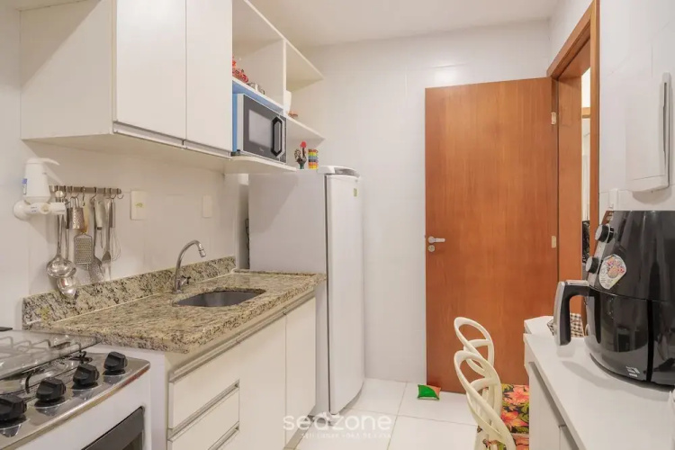 Comfortable apt With Pool Near the Beach Vrl0002