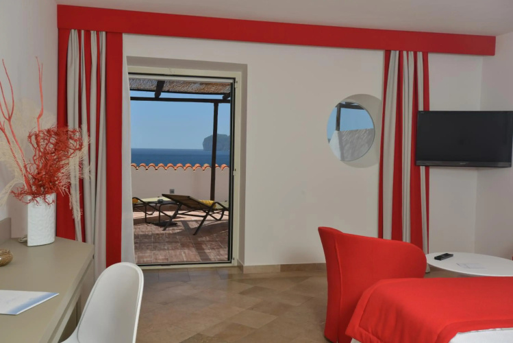 El Faro Hotel & Spa