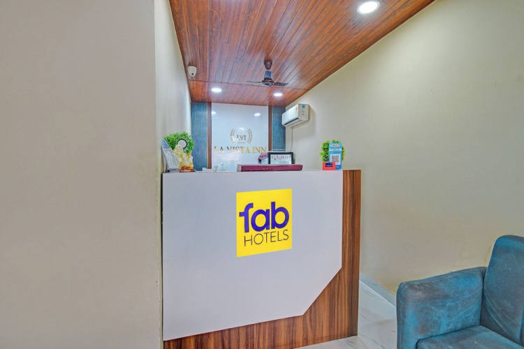 Fabhotel La Vista Inn Grand