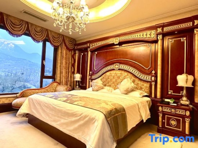 Presidential Suite
