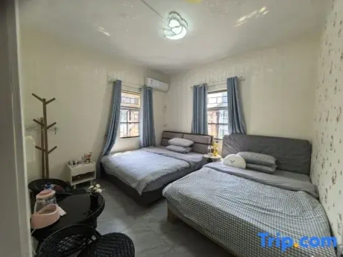 5 Bedrooms Family Suite