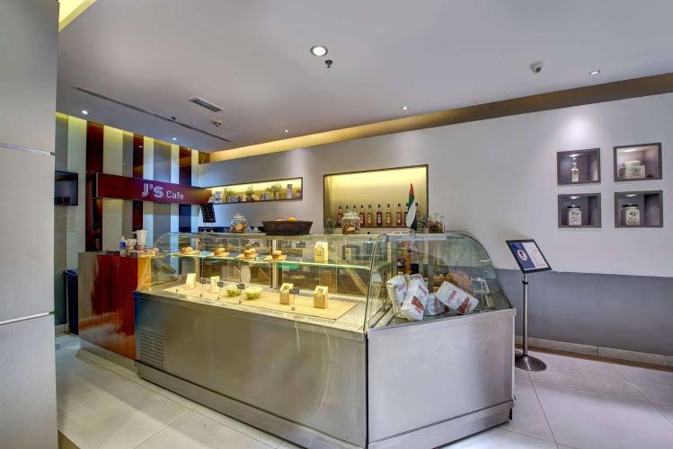 Howard Johnson Plaza By Wyndham Dubai Deira photo 10