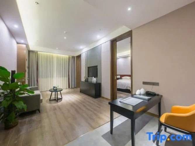 Premier Suite