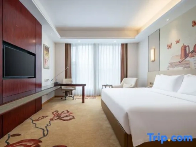 Deluxe Twin Family Suite