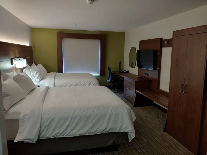 1 Bedroom Suite