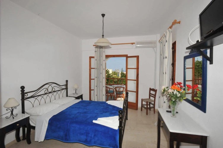 Sunflower Santorini Hotel