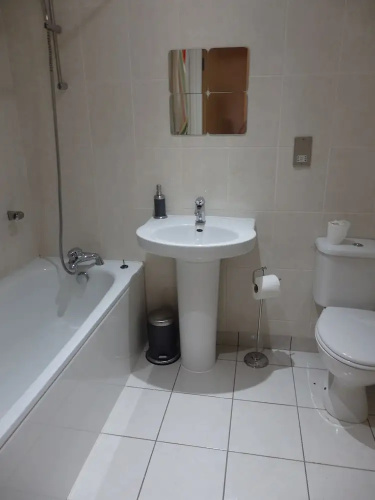 Stunning 2-bed Apartment Located in Gateshead