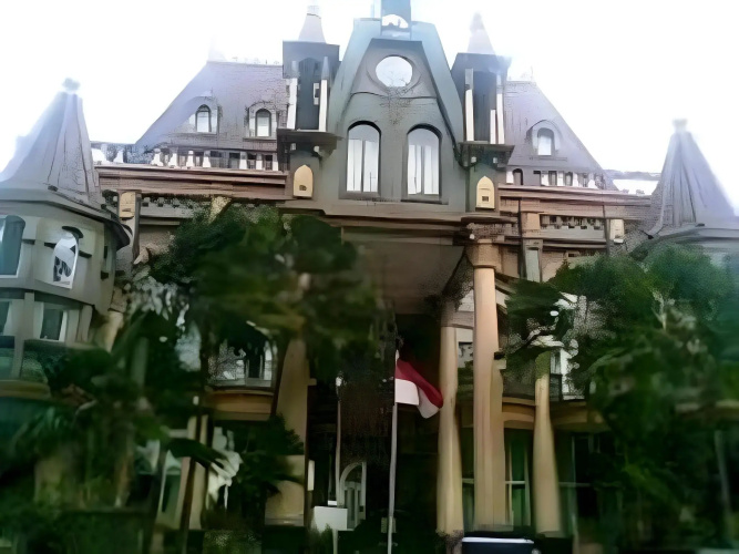 Gajahmada Graha Hotel - Malang
