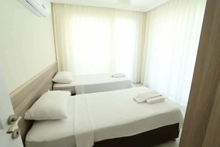Crystal Villa 3
