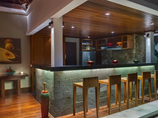 5 Bedrooms Deluxe Villa