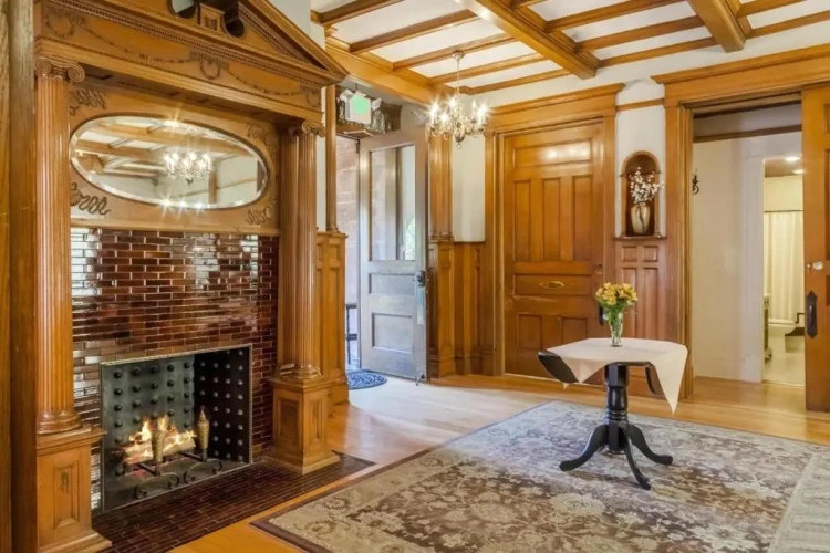 Deluxe Double Suite with view
