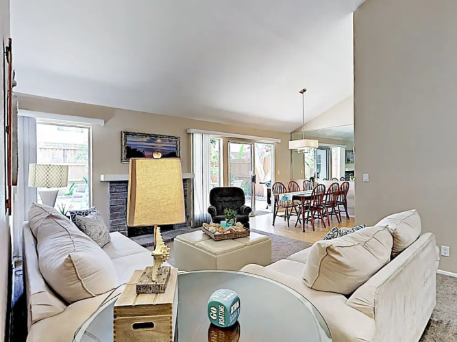1160 Oxnard - 4 Br Home