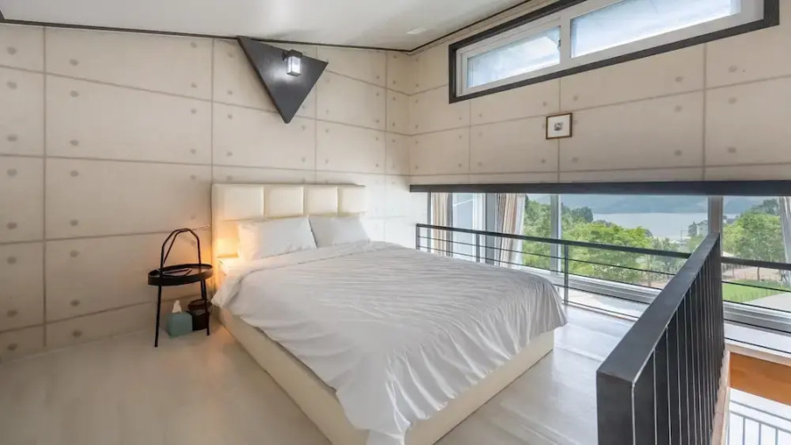 Gapyeong Chagall Spa Pension