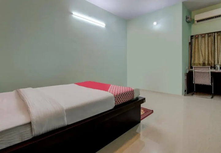 Bliss By OYO Rooms