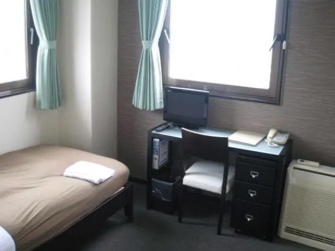 Sakura Hotel Oami