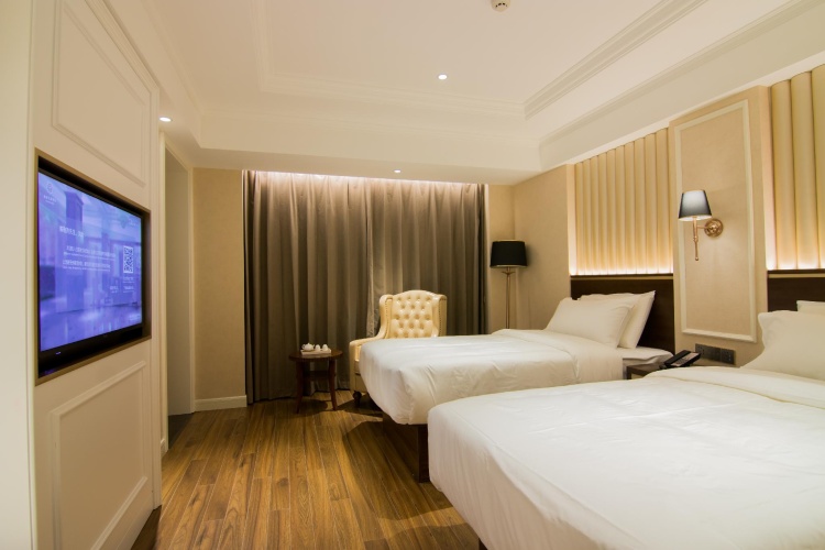 Premier Twin Suite