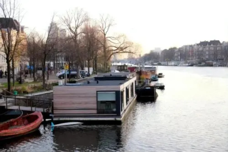 Houseboat Ark van Amstel
