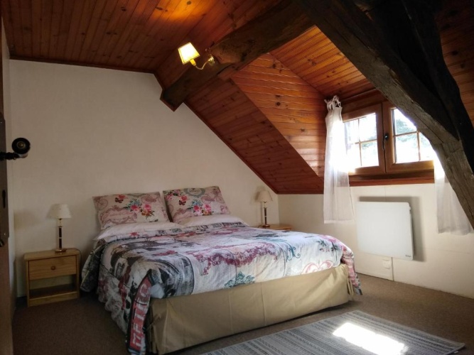 2 Bedrooms Cottage