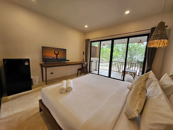 Deluxe Double room with balcony and with pool view