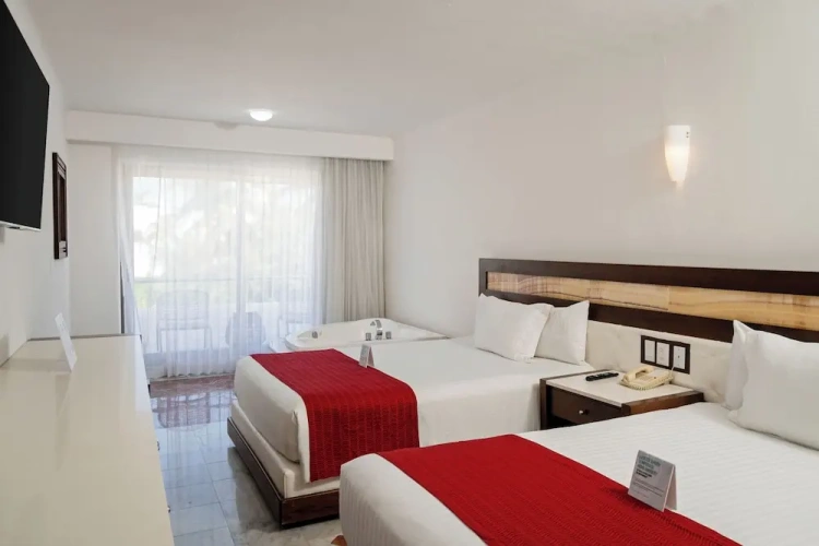 Family Suite with balcony
