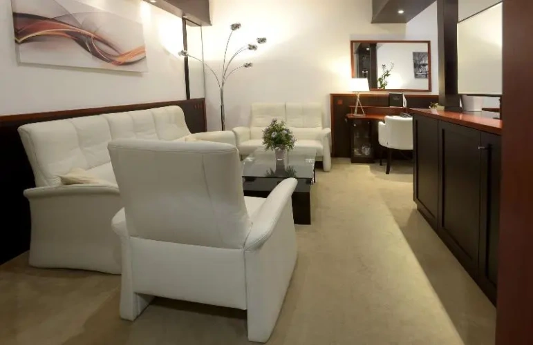 Quadruple Suite