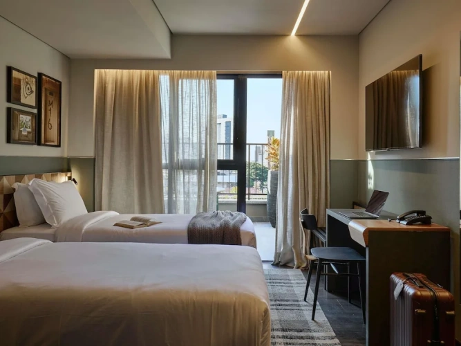 Standard Twin room with balcony