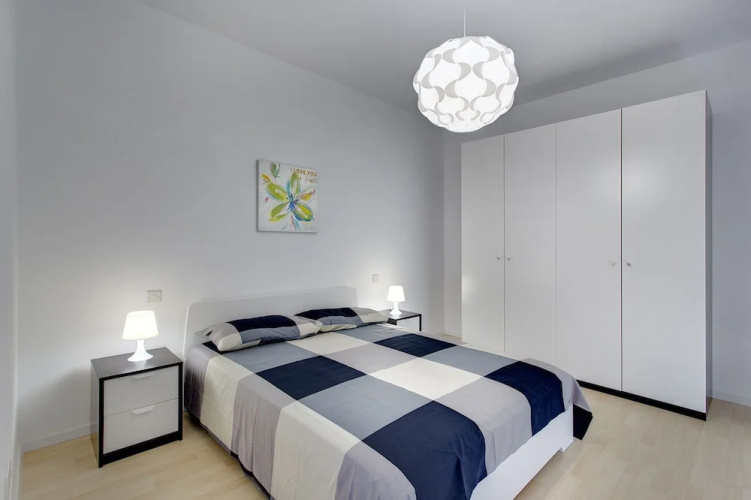 Modern Apartment With Stunning Seaviews
