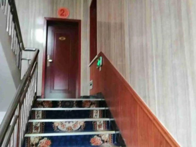 Xunyi cinema business hotel