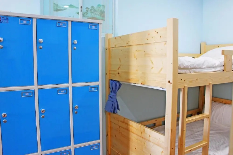 Wm & S - Hostel