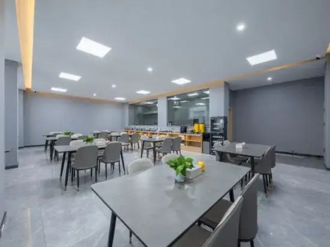Pu'er Xinying Hotel