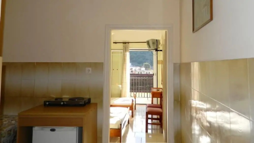 Logaras Apartments