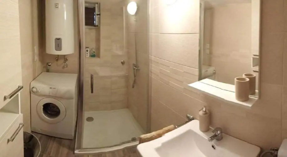 Apartments Neda - 80m from sea