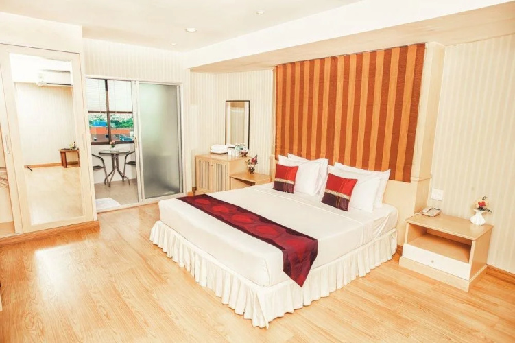The CM Hotel