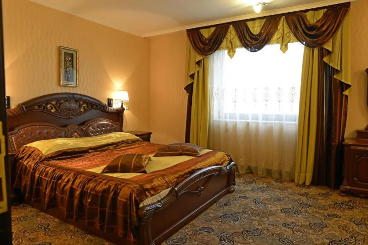 Merian Palace