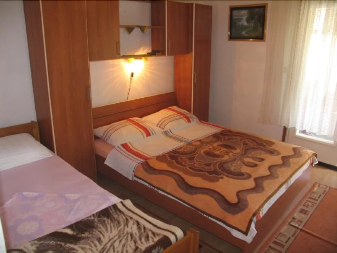 Apartment Božidar
