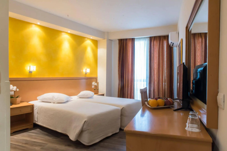 Golden City Hotel
