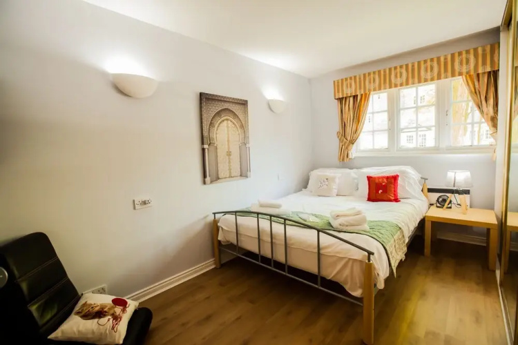 Wimbledon 2 bed 2 Bath Apartment