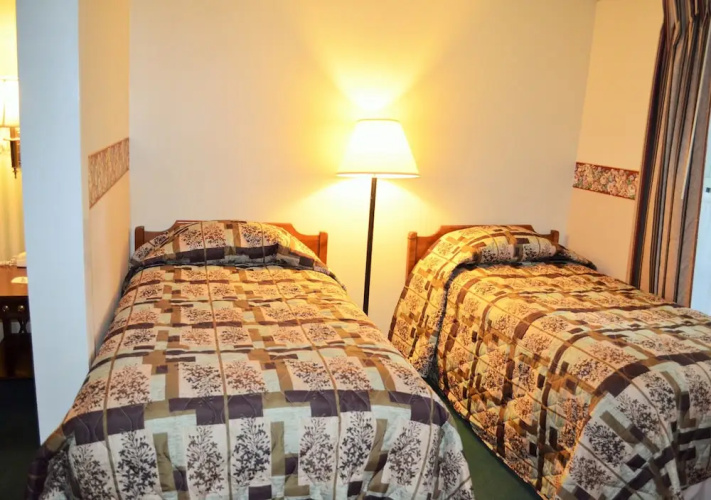 Maple Terrace Motel