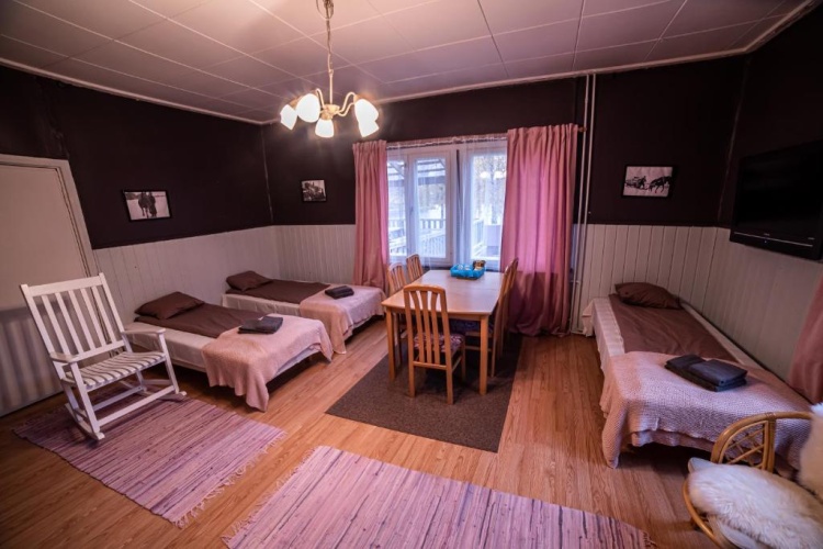 Economy Quadruple room