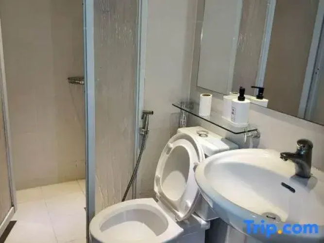 Spacious 2BR Azure Condo w/ Console & Karaoke