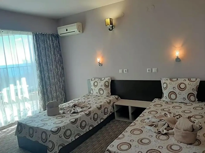 Standard Twin room with balcony and with sea view