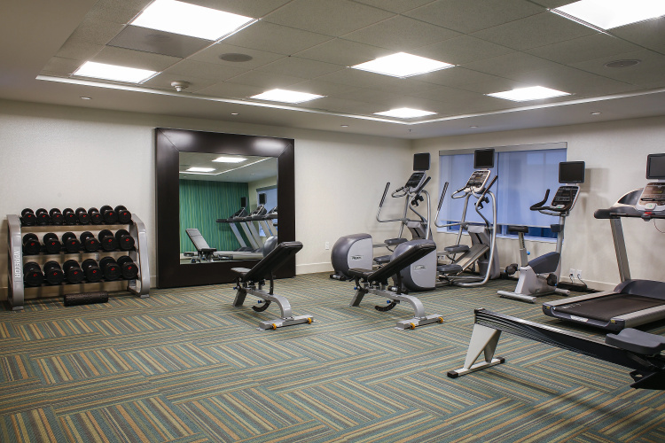 Holiday Inn Express And Suites Louisville Downtown photo 24