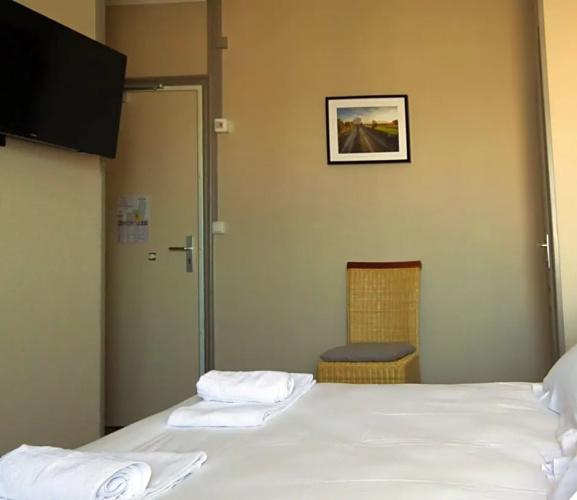 Lhotel