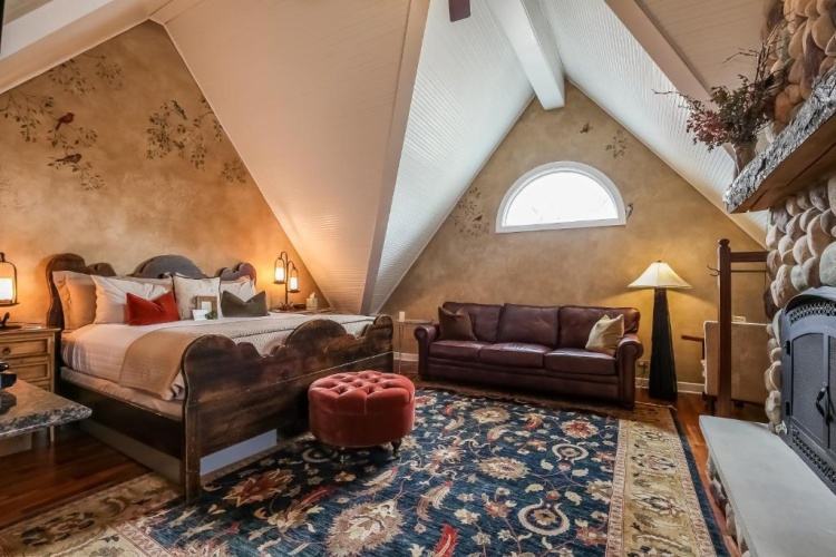 Deluxe Double Suite