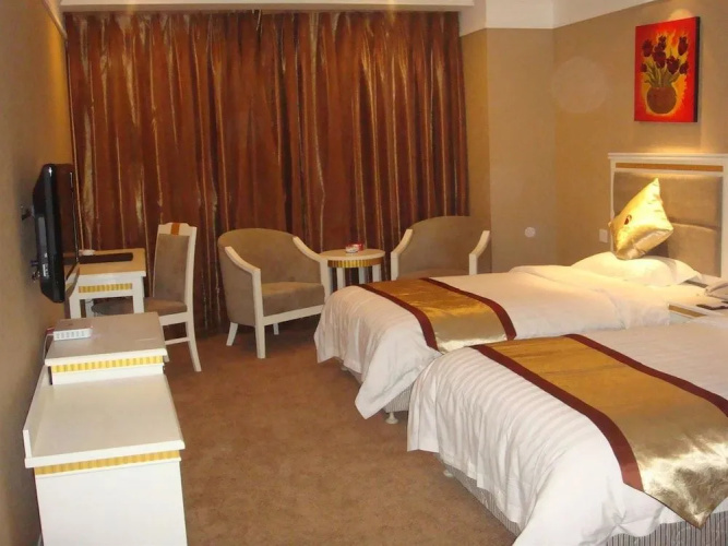 Dragon Hotel