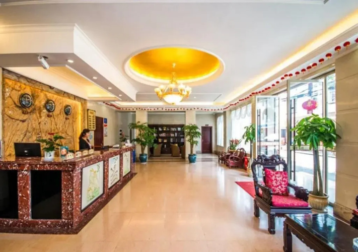 Rushe Inn