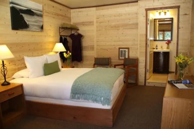 Big Sur River Inn