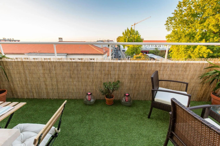 Sunset Relaxing Apt with terrace, parking & bikes